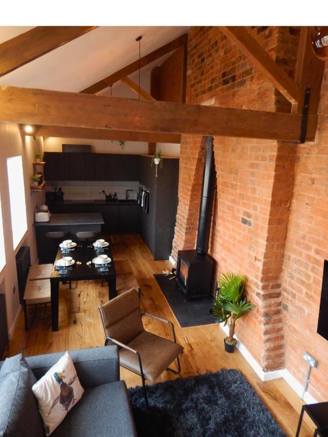 Vip 3Br Grade2 Luxurious Industrial House With Wood Fire, Electric Blinds And Big Cast Iron Windows In The Heart Of The Jq Villa เบอร์มิงแฮม ภายนอก รูปภาพ