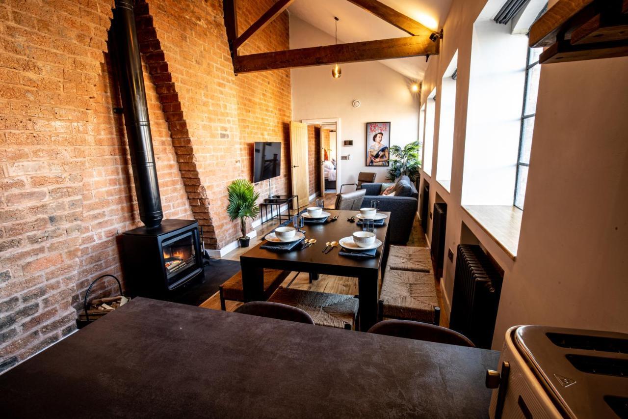 Vip 3Br Grade2 Luxurious Industrial House With Wood Fire, Electric Blinds And Big Cast Iron Windows In The Heart Of The Jq Villa เบอร์มิงแฮม ภายนอก รูปภาพ