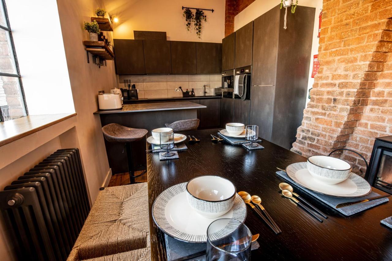 Vip 3Br Grade2 Luxurious Industrial House With Wood Fire, Electric Blinds And Big Cast Iron Windows In The Heart Of The Jq Villa เบอร์มิงแฮม ภายนอก รูปภาพ